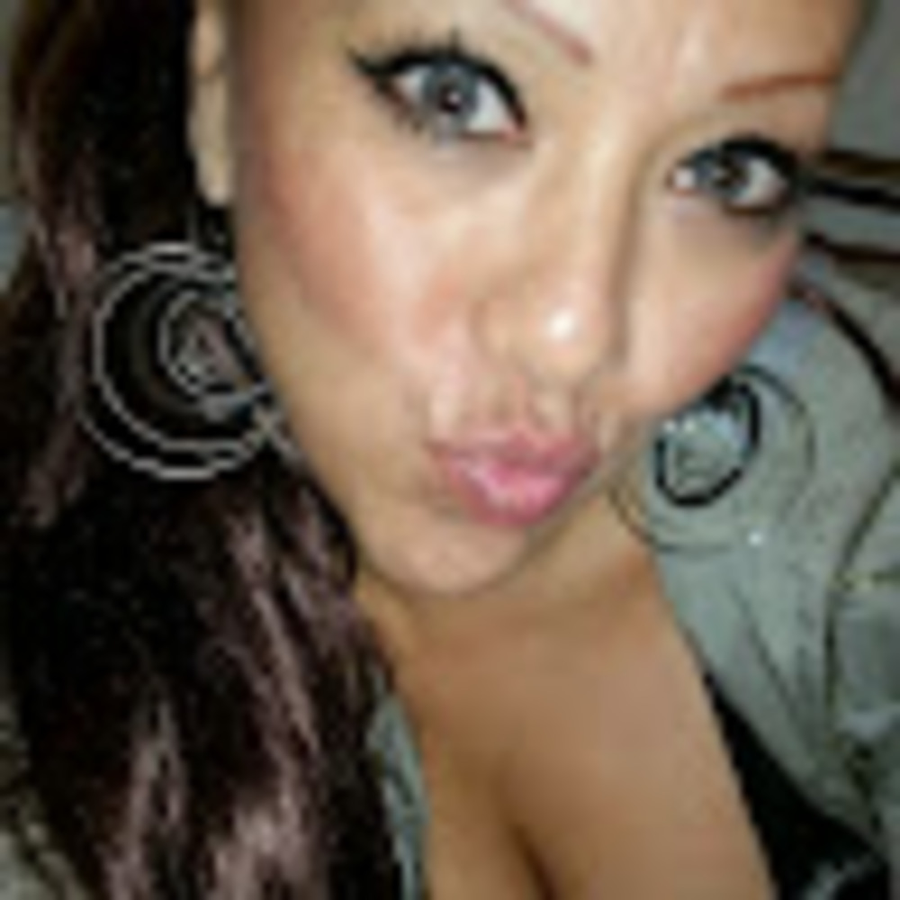 Meet your Posher, Monica